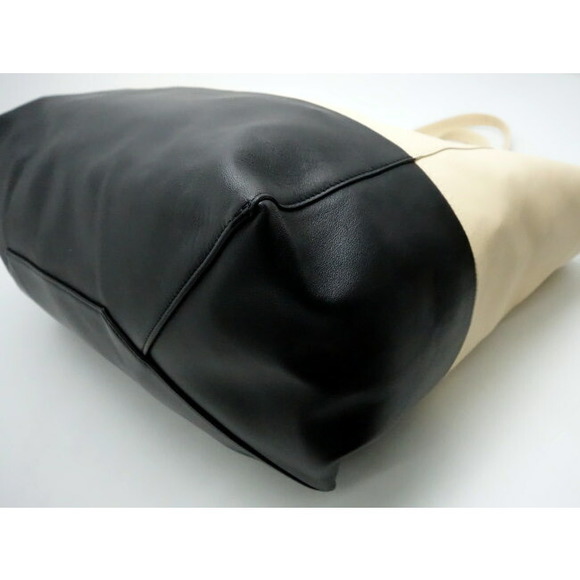 Celine Tote Bag Horizontal Cover Lambskin Beige Black - Picture 5 of 7